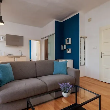 Lux Centre * 스플리트