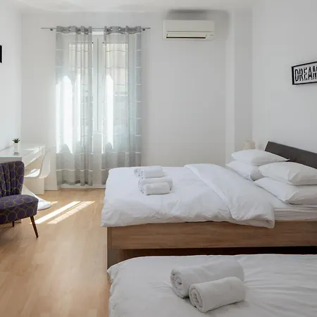 Lux Centre * Spalato